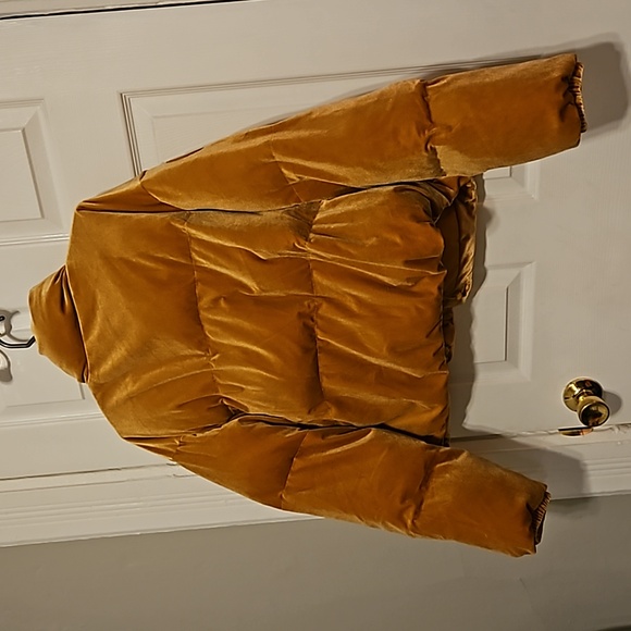 Fabletics Wander Velour Cropped Puffer - Rust - Picture 4 of 8